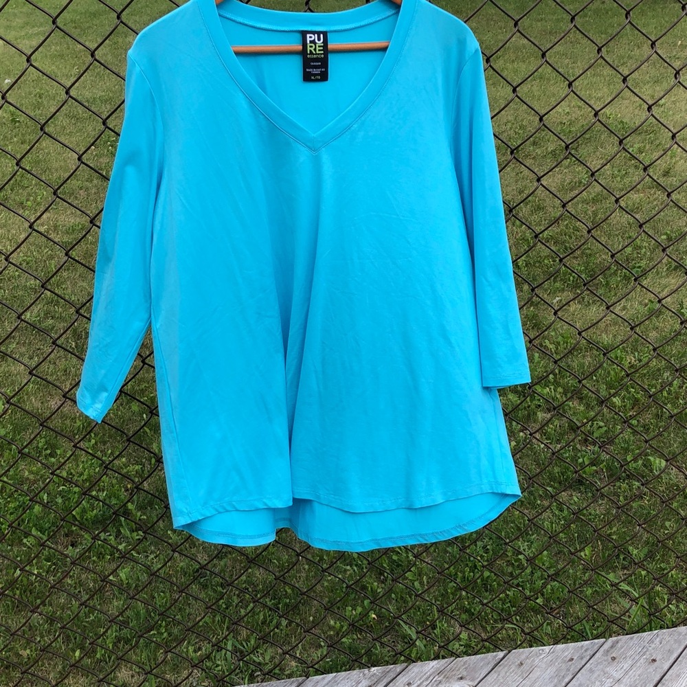 PURE essence Aqua V-Neck Top  (XL) 3/4 Sleeve #1236